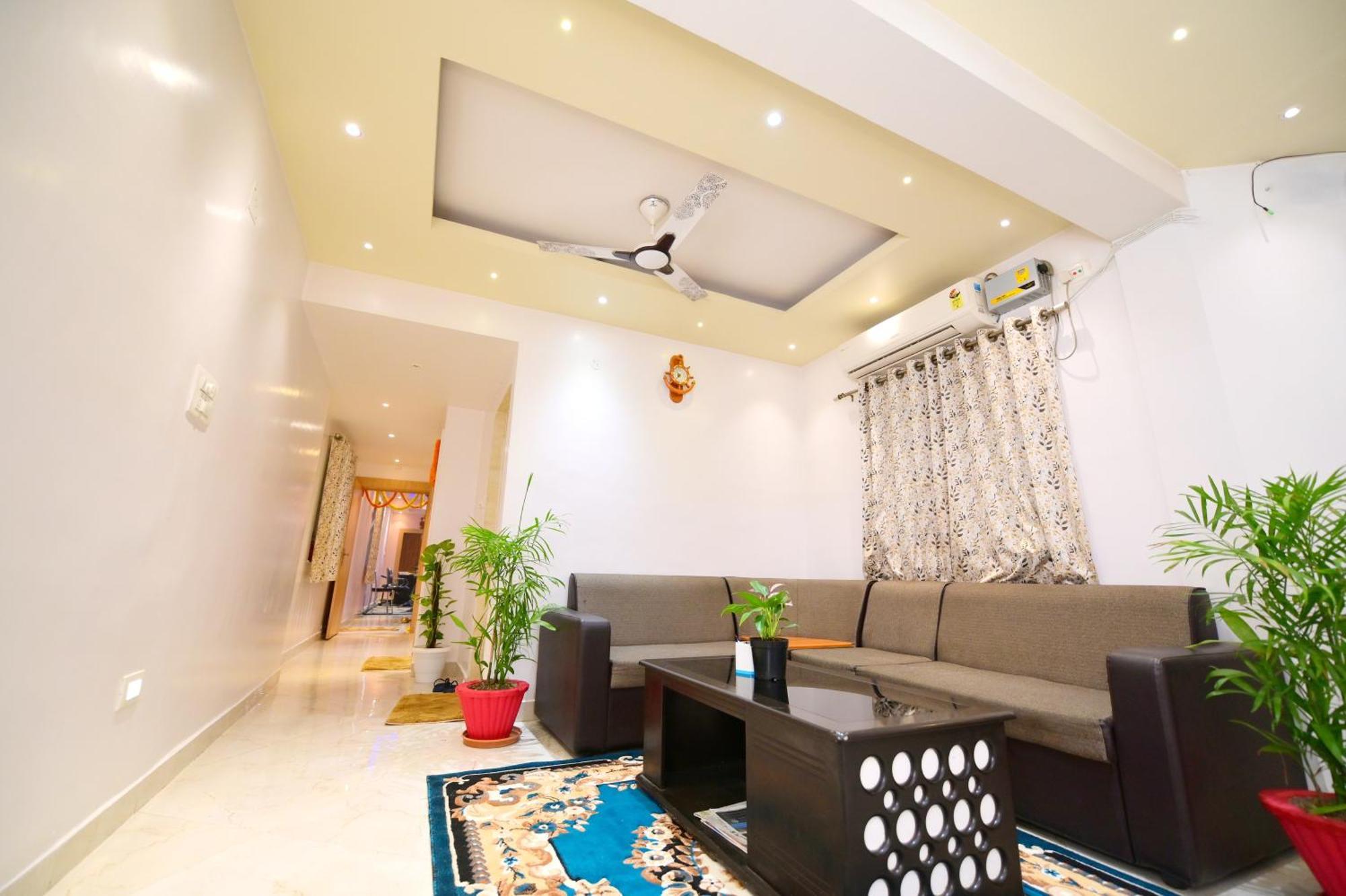 Airport Residency Hotel Ранчі Екстер'єр фото