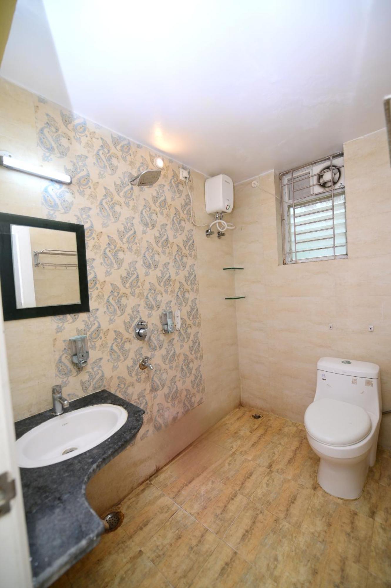 Airport Residency Hotel Ранчі Екстер'єр фото