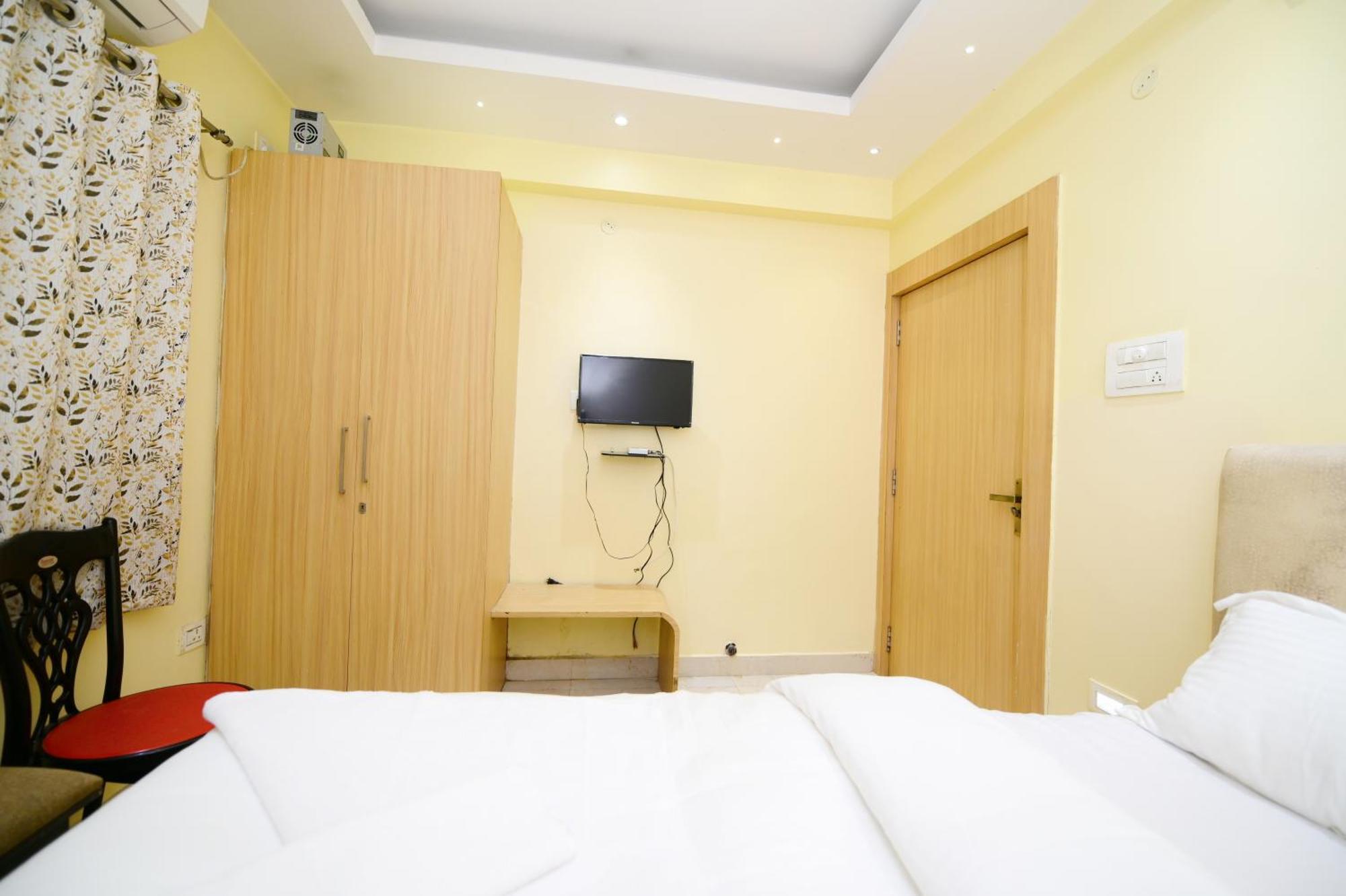 Airport Residency Hotel Ранчі Екстер'єр фото